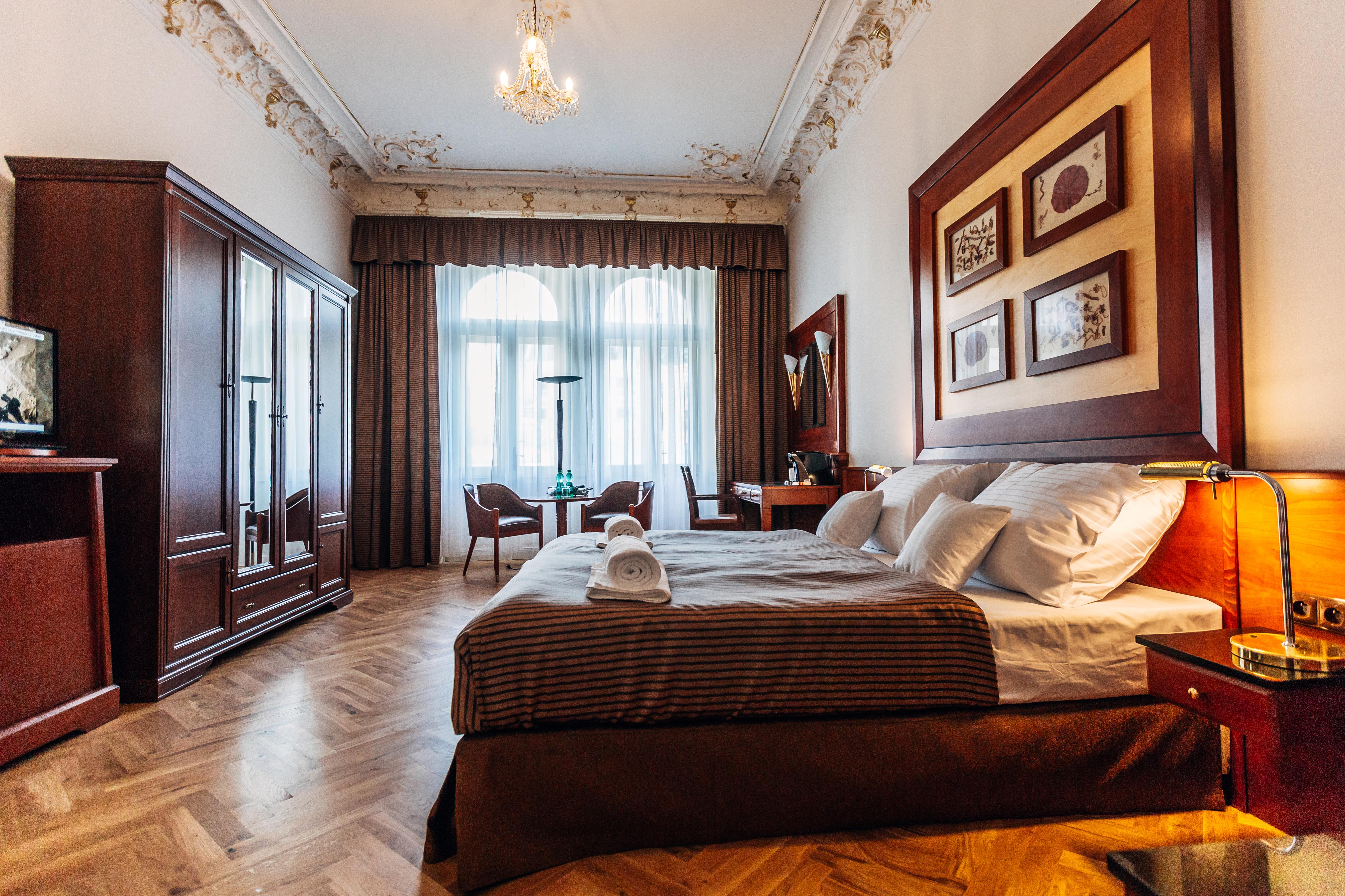 Hotel Kucera Karlovy Vary Exterior photo