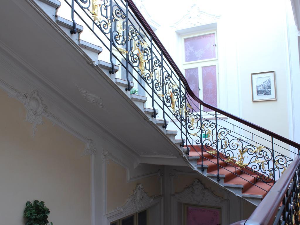 Hotel Kucera Karlovy Vary Exterior photo