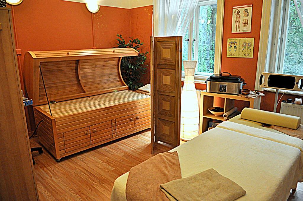 Hotel Kucera Karlovy Vary Exterior photo